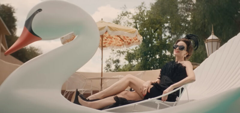 Naomi Watts as Babe Paley. Still from Feud: Capote vs. The Swans Official Trailer, FX via YouTube